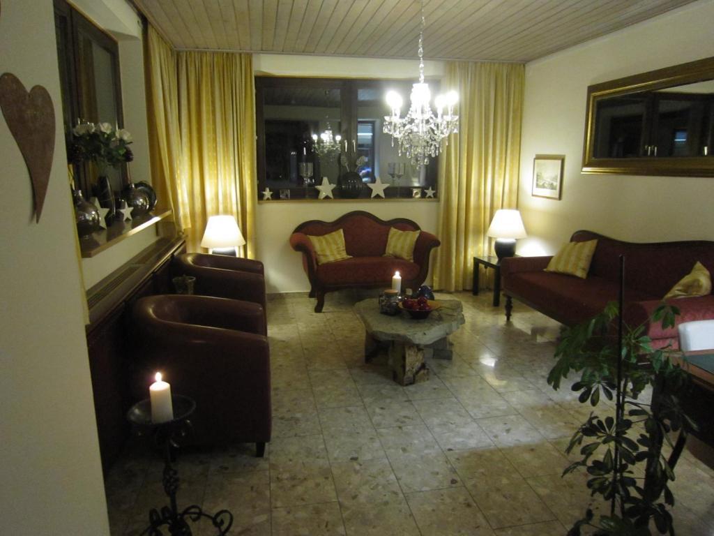 Hotel Aloisia, Hotel Garni Mariapfarr Eksteriør bilde